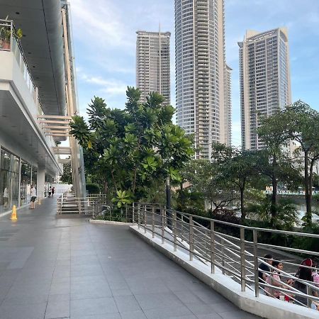 マニラ市The Serene Escape Rockwell Makati City View 1Brアパートメント エクステリア 写真